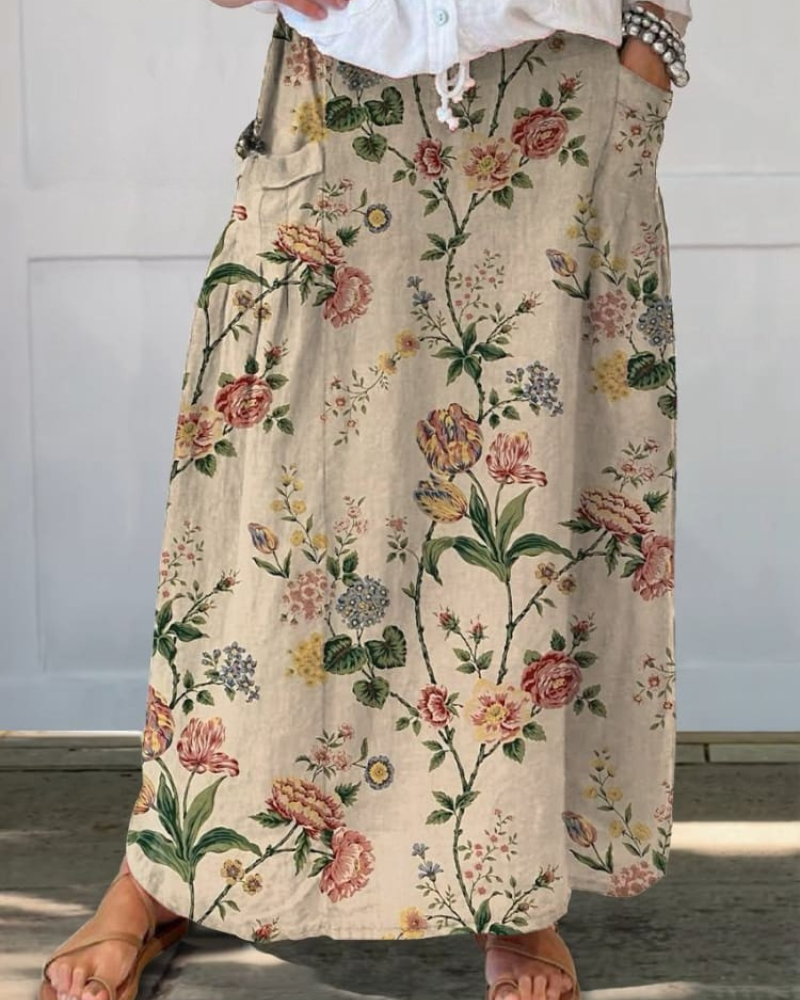 Sabine - Timeless Petal Pocket Skirt