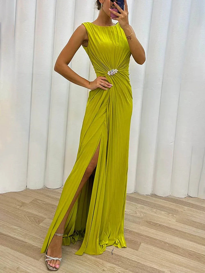 Freya - Elegant Pleated Evening Dress