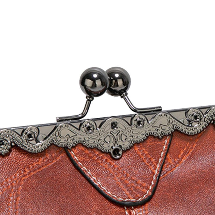 Rafaela – Retro Clamshell Handbag