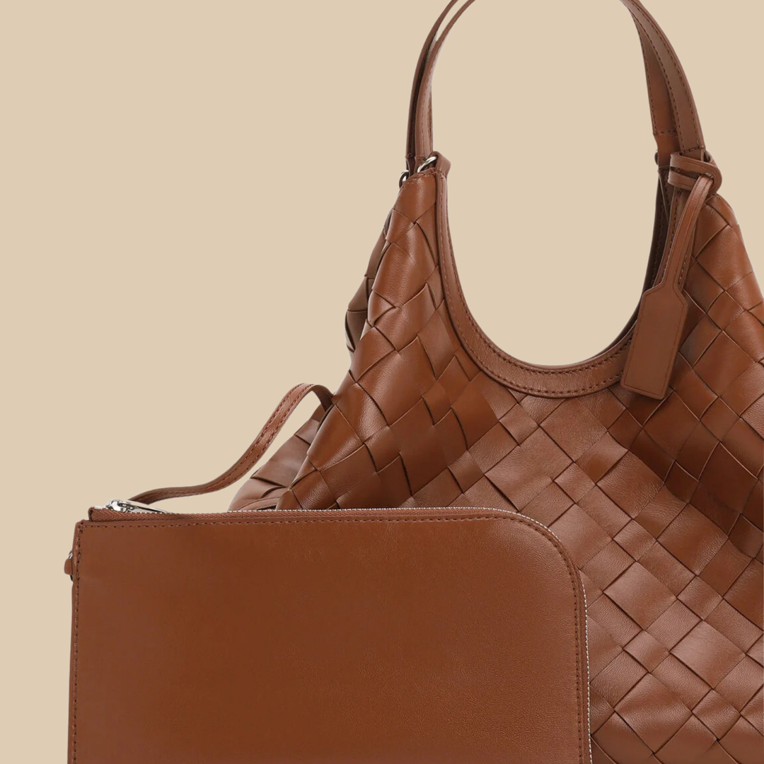 Avira – Classic Woven Handbag