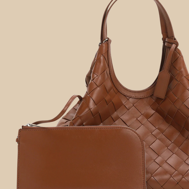 Avira – Classic Woven Handbag