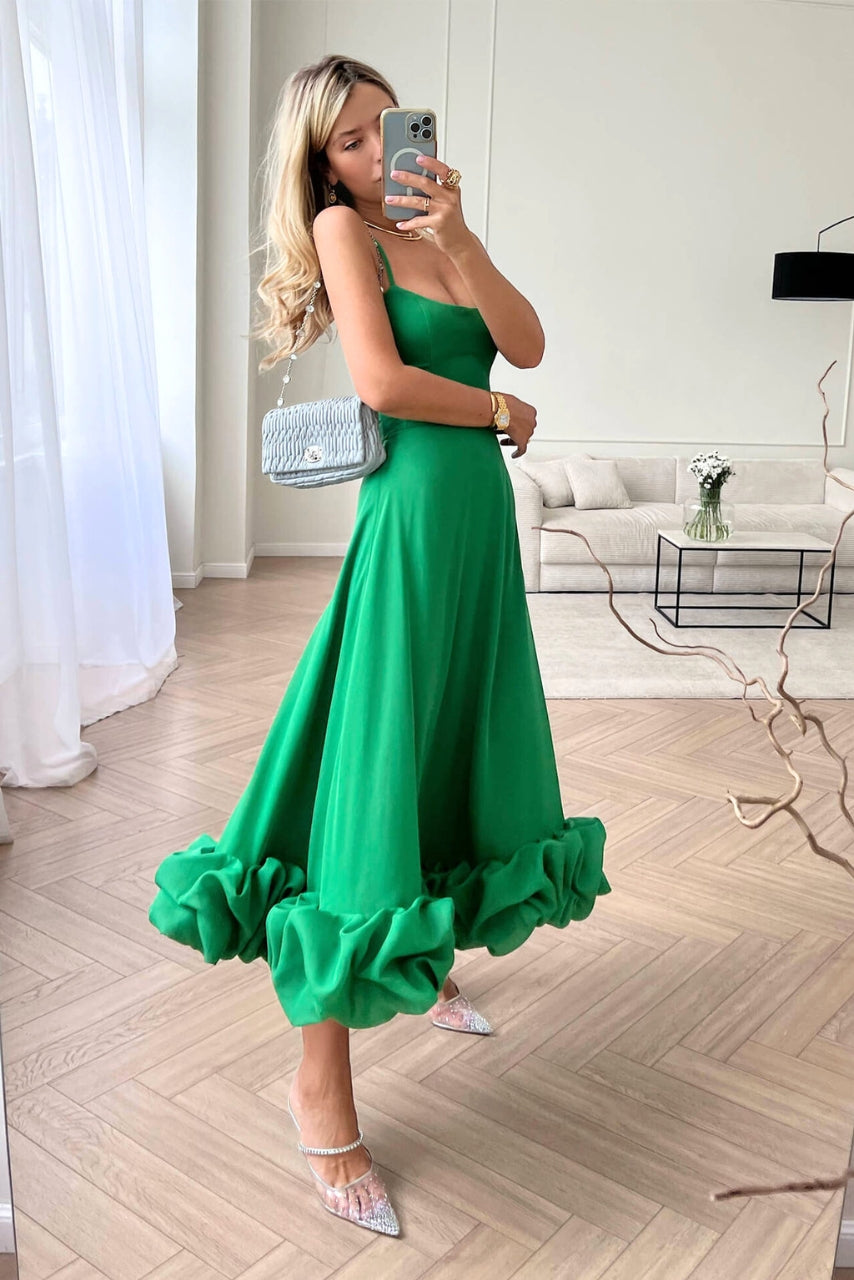 Annika - Elegant Ruffle Swing Dress