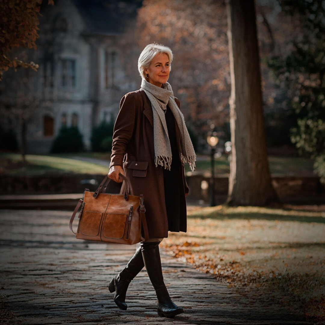 Louise – Classic Elegance Shoulder Bag