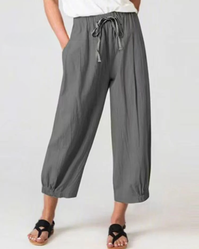 Iris - Casual Cropped Trousers