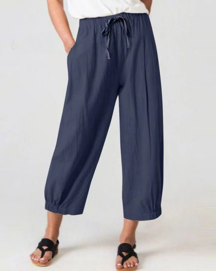 Iris - Casual Cropped Trousers
