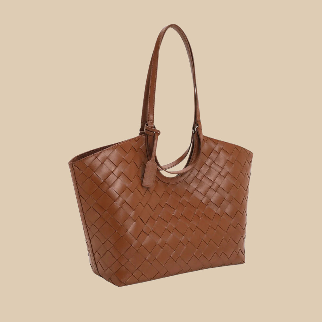 Avira – Classic Woven Handbag