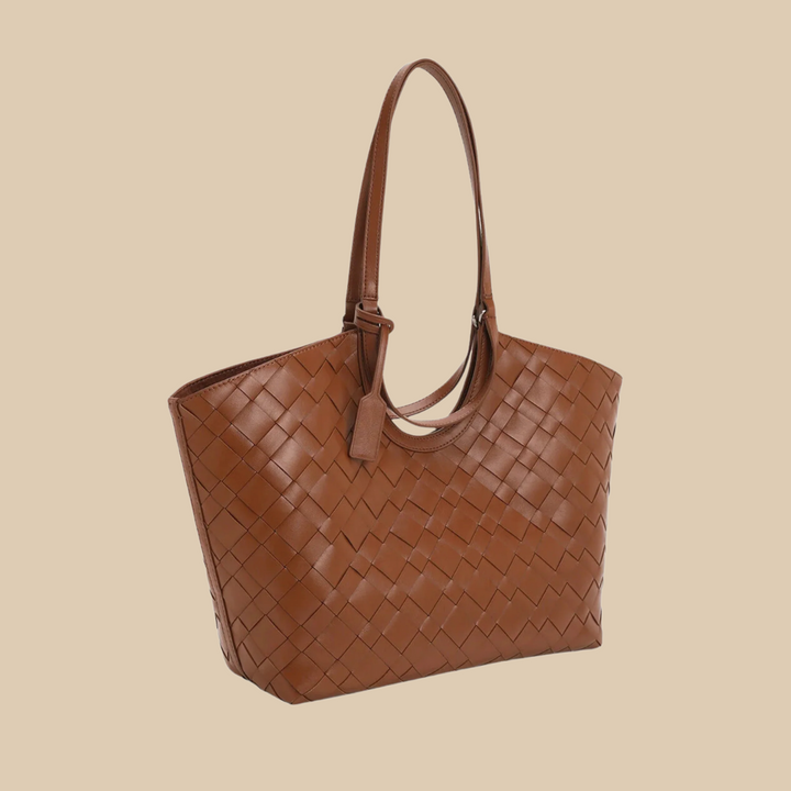 Avira – Classic Woven Handbag