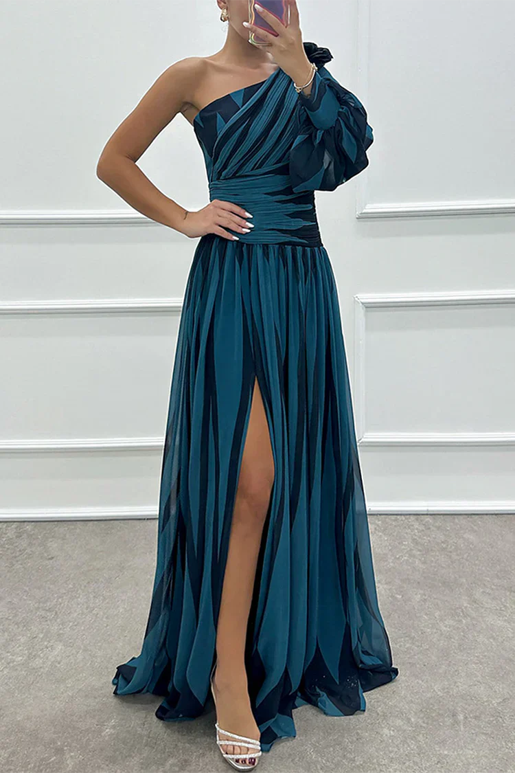 Camille – Elegant Striped Maxi Dress