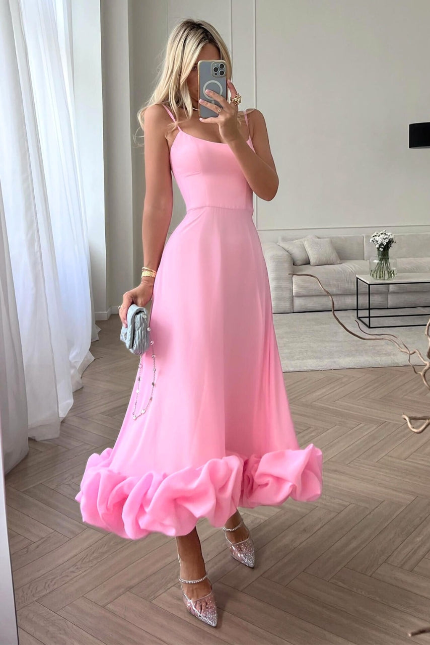 Annika - Elegant Ruffle Swing Dress