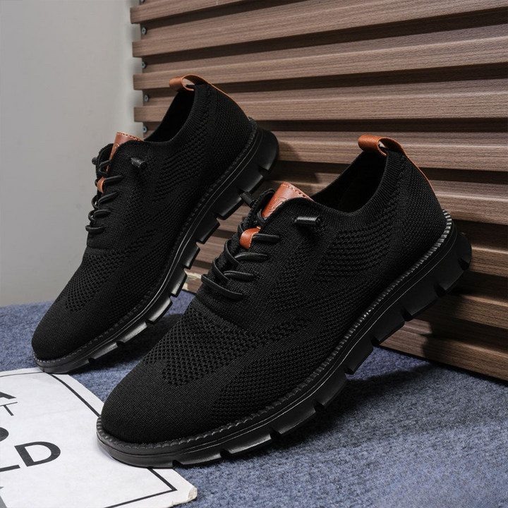 Dash - Dynamic Blackout Shoes