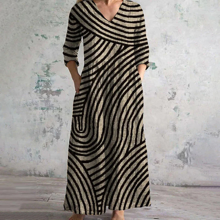 Rylee – Vintage Charm Maxi Dress