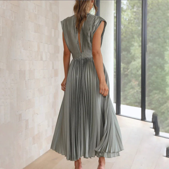 Mireille - Elegant Pleated Midi Dress