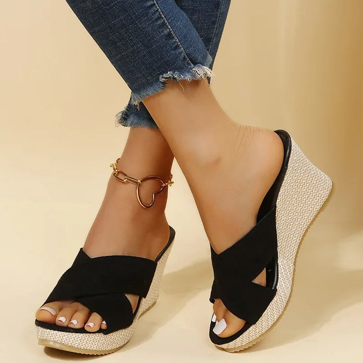 Dana - Chic Wedge Sandals