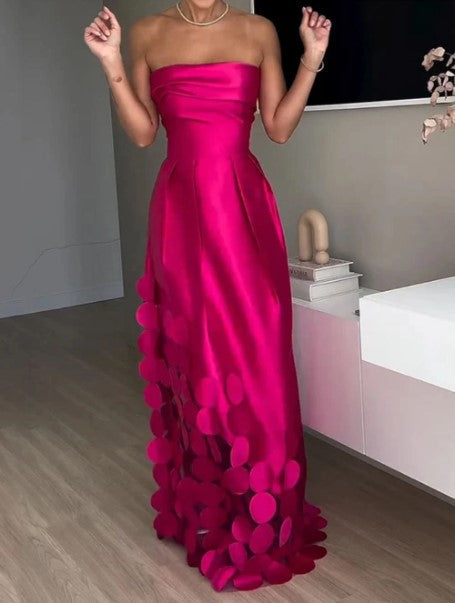 Lavinia - Elegant Strapless Cascade Dress
