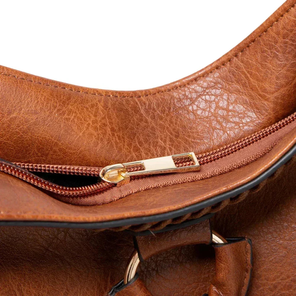 Saira – Elegant Tassel Shoulder Bag