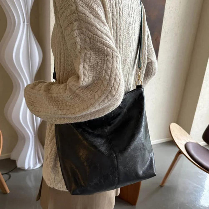 Gianna – Vintage Chic Shoulder Bag