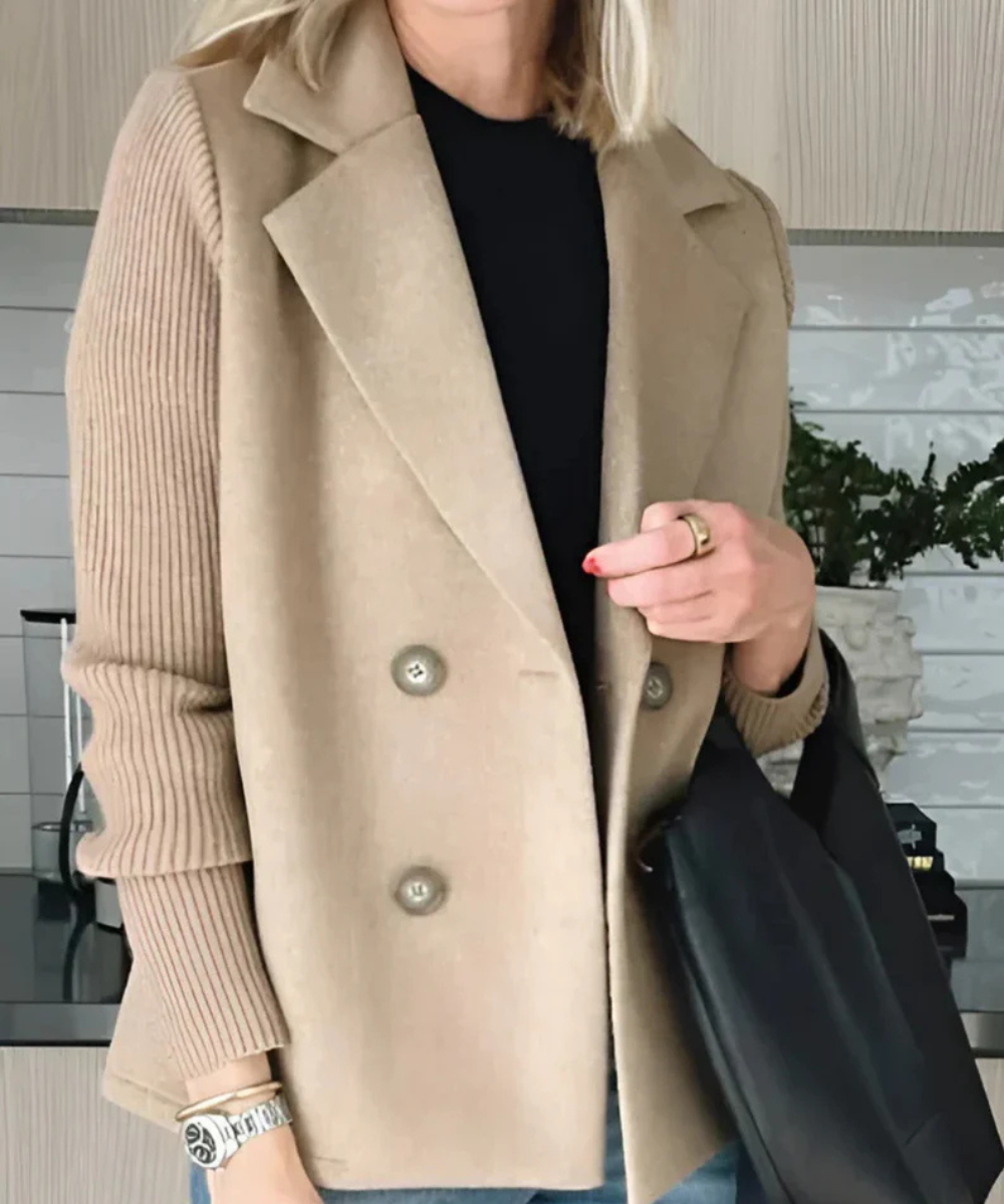 Anni - Cozy Chic Jacket