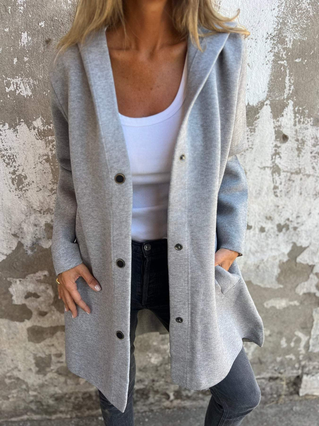 Aurea – Cozy Hooded Cardigan