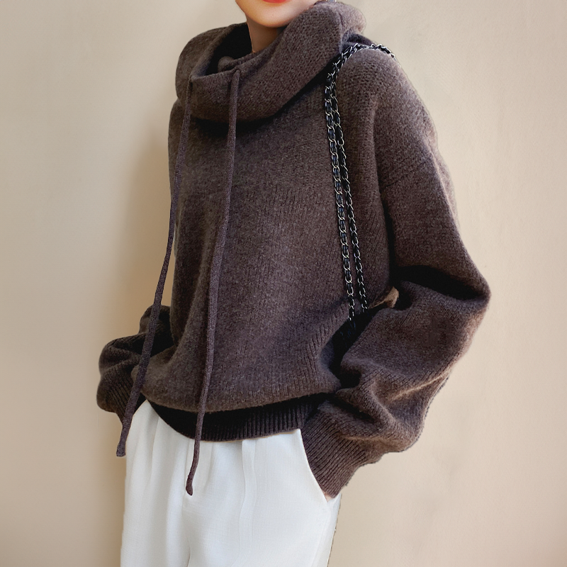 Helene – Comfortable Hooded Pullover