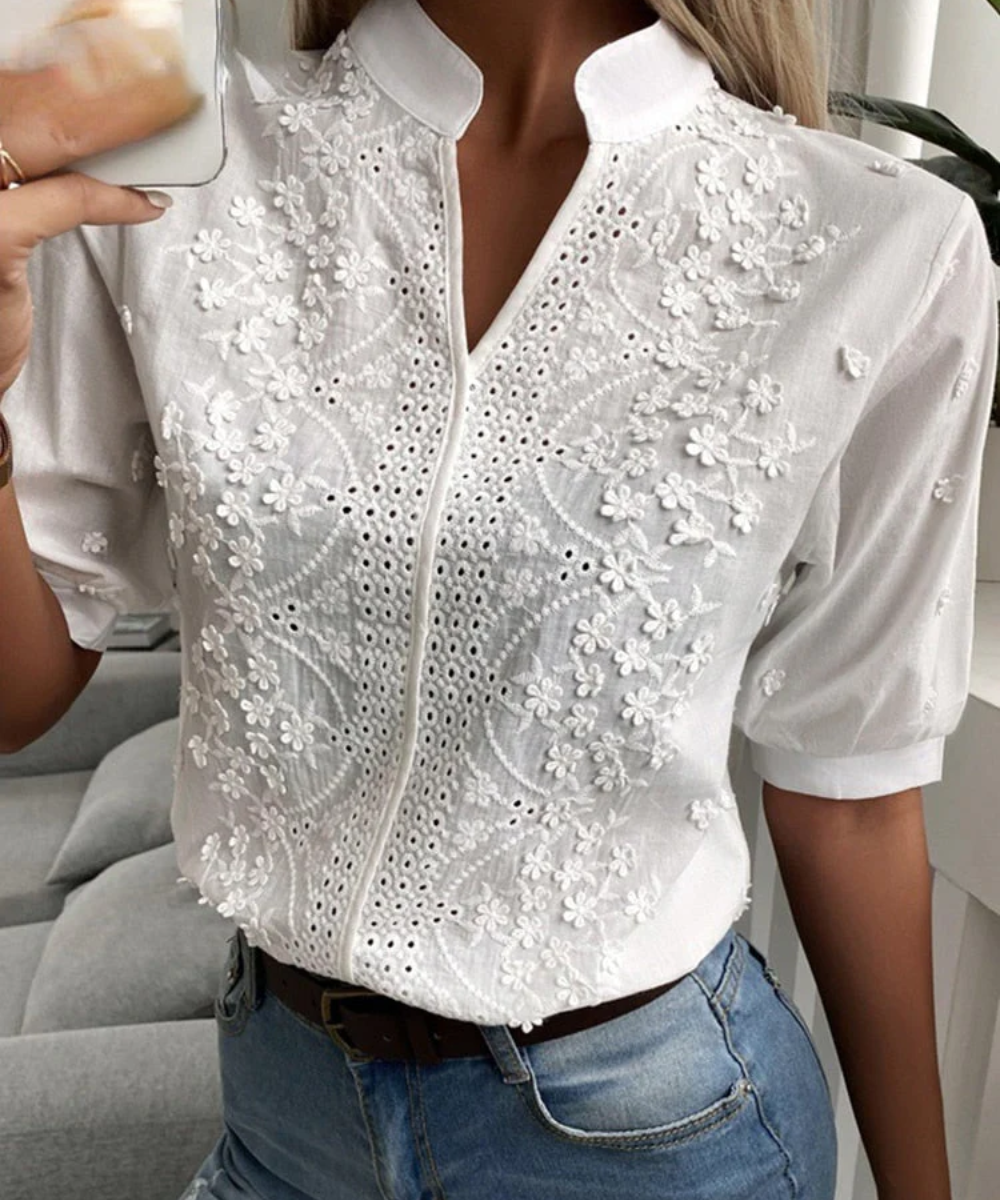 Susan – Elegant Floral Top