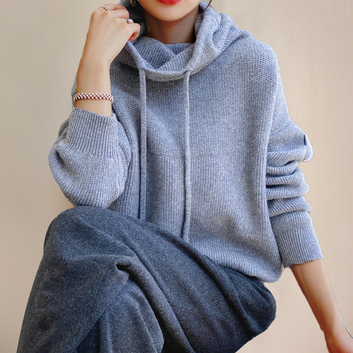 Helene – Comfortable Hooded Pullover
