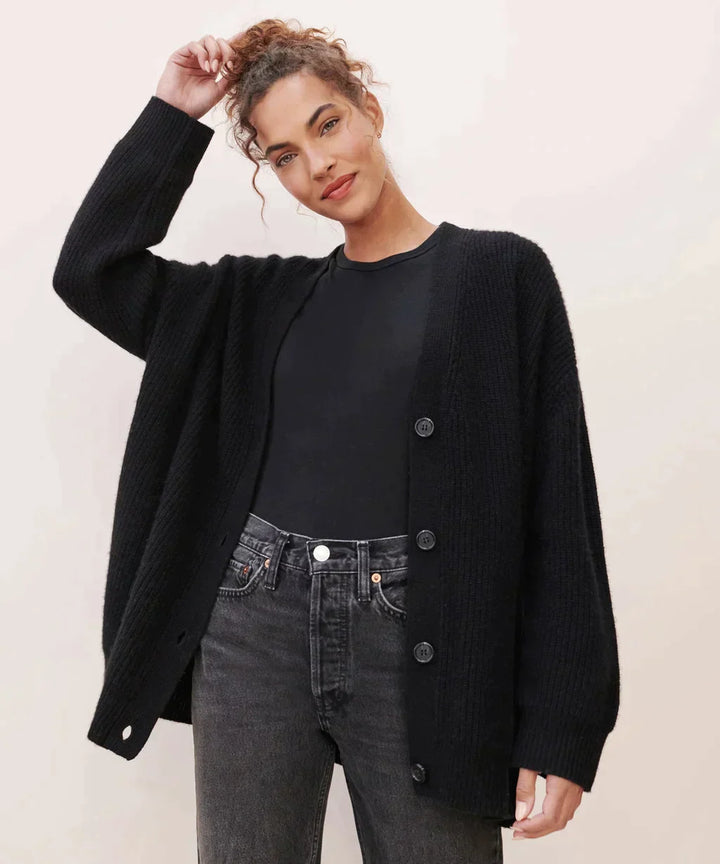 Carmi – Casual Chic Cardigan