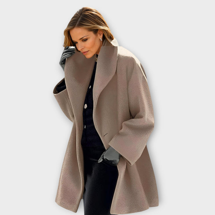 Elyra – Chic Weatherproof Coat
