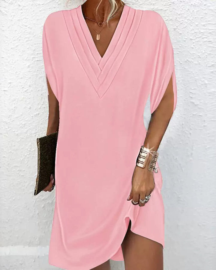Sereia - Breezy V-Neck Shift Dress