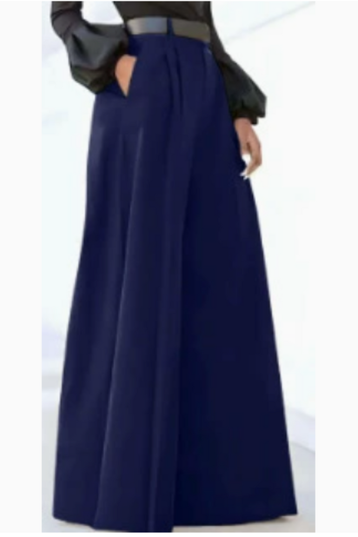 Melisa – Elegant Flared Trousers