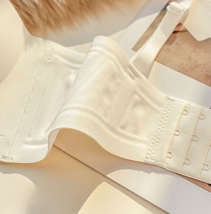 Mica - Magic Lift Multifunctional Bra